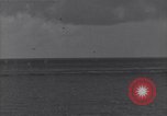 Image USS du Sangamon de Leyte aux Philippines du Golfe, 1944, de la seconde 8 séquences d'archives historiques vidéo 65675039539