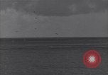 Image USS du Sangamon de Leyte aux Philippines du Golfe, 1944, de la seconde 10 séquences d'archives historiques vidéo 65675039539
