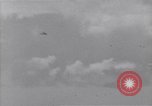 Image USS du Sangamon de Leyte aux Philippines du Golfe, 1944, de la seconde 21 séquences d'archives historiques vidéo 65675039539