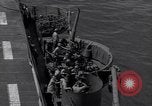 Image USS du Sangamon de Leyte aux Philippines du Golfe, 1944, de la seconde 35 séquences d'archives historiques vidéo 65675039539