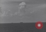 Image USS du Sangamon de Leyte aux Philippines du Golfe, 1944, de la seconde 48 séquences d'archives historiques vidéo 65675039539
