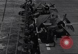 Image USS du Sangamon de Leyte aux Philippines du Golfe, 1944, de la seconde 57 séquences d'archives historiques vidéo 65675039539