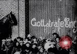 Image of British soldier reads news to civilians Europe, 1918, second 24 stock footage video 65675039557
