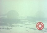 Standbild drei massive Radome Fylingdales Moor England United Kingdom, 1963, aus Sekunde 4 historischem Filmmaterial Videoclip 65675039559