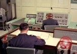 Standbild Lieutenant Colonel Moore Fylingdales Moor England United Kingdom, 1963, aus Sekunde 5 historischem Filmmaterial Videoclip 65675039560