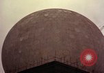 Standbild Radome Fylingdales Moor England United Kingdom, 1963, aus Sekunde 33 historischem Filmmaterial Videoclip 65675039561