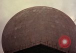 Standbild Radome Fylingdales Moor England United Kingdom, 1963, aus Sekunde 43 historischem Filmmaterial Videoclip 65675039561