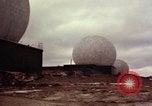 Standbild Radome Fylingdales Moor England United Kingdom, 1963, aus Sekunde 62 historischem Filmmaterial Videoclip 65675039561