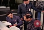Standbild Squadron Leader Fylingdales Moor England United Kingdom, 1963, aus Sekunde 17 historischem Filmmaterial Videoclip 65675039562