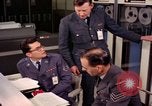 Standbild Squadron Leader Fylingdales Moor England United Kingdom, 1963, aus Sekunde 18 historischem Filmmaterial Videoclip 65675039562