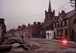 Standbild Air Force Personal Vereinigtes Königreich, 1963, aus Sekunde 5 historischem Filmmaterial Videoclip 65675039563