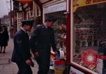Standbild Air Force Personal Vereinigtes Königreich, 1963, aus Sekunde 50 historischem Filmmaterial Videoclip 65675039563
