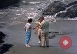 Standbild Familie Makah Air Force Station Washington USA, 1962, aus Sekunde 16 historischem Filmmaterial Videoclip 65675039567