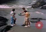 Standbild Familie Makah Air Force Station Washington USA, 1962, aus Sekunde 26 historischem Filmmaterial Videoclip 65675039567