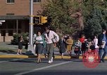 Standbild Palmer High School Studenten in 1962 Colorado Springs Colorado USA, 1962, aus Sekunde 5 historischem Filmmaterial Videoclip 65675039570