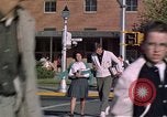 Standbild Palmer High School Studenten in 1962 Colorado Springs Colorado USA, 1962, aus Sekunde 10 historischem Filmmaterial Videoclip 65675039570
