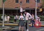 Standbild Palmer High School Studenten in 1962 Colorado Springs Colorado USA, 1962, aus Sekunde 11 historischem Filmmaterial Videoclip 65675039570