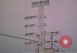 Standbild linemen Thule Air Force Base Grönland, 1962, aus Sekunde 28 historischem Filmmaterial Videoclip 65675039573