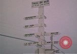 Standbild linemen Thule Air Force Base Grönland, 1962, aus Sekunde 29 historischem Filmmaterial Videoclip 65675039573