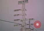 Standbild linemen Thule Air Force Base Grönland, 1962, aus Sekunde 30 historischem Filmmaterial Videoclip 65675039573