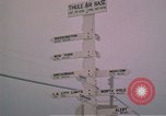 Standbild linemen Thule Air Force Base Grönland, 1962, aus Sekunde 31 historischem Filmmaterial Videoclip 65675039573