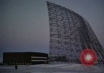 Standbild Suche radar Antennen Thule Air Force Base Grönland, 1962, aus Sekunde 9 historischem Filmmaterial Videoclip 65675039574