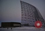 Standbild Suche radar Antennen Thule Air Force Base Grönland, 1962, aus Sekunde 14 historischem Filmmaterial Videoclip 65675039574