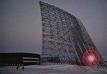 Standbild Suche radar Antennen Thule Air Force Base Grönland, 1962, aus Sekunde 21 historischem Filmmaterial Videoclip 65675039574