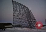 Standbild Suche radar Antennen Thule Air Force Base Grönland, 1962, aus Sekunde 23 historischem Filmmaterial Videoclip 65675039574