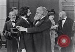 Standbild Alexander G Bell Philadelphia Pennsylvania USA, 1926, aus Sekunde 61 historischem Filmmaterial Videoclip 65675039597