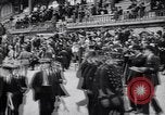 Standbild Präsident Wilson Paris Frankreich, 1919, aus Sekunde 5 historischem Filmmaterial Videoclip 65675039620