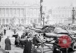 Image Première Guerre Mondiale allemand  l'équipement affiché à l'Hôtel des Invalides Paris France, 1918, de la seconde 15 séquences d'archives historiques vidéo 65675039626