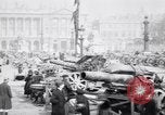 Image Première Guerre Mondiale allemand  l'équipement affiché à l'Hôtel des Invalides Paris France, 1918, de la seconde 16 séquences d'archives historiques vidéo 65675039626