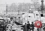 Image Première Guerre Mondiale allemand  l'équipement affiché à l'Hôtel des Invalides Paris France, 1918, de la seconde 26 séquences d'archives historiques vidéo 65675039626