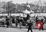Image Première Guerre Mondiale allemand  l'équipement affiché à l'Hôtel des Invalides Paris France, 1918, de la seconde 56 séquences d'archives historiques vidéo 65675039626