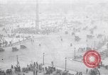 Image Première Guerre Mondiale équipement allemands capturés Paris France, 1918, de la seconde 1 séquences d'archives historiques vidéo 65675039628