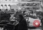Image Première Guerre Mondiale équipement allemands capturés Paris France, 1918, de la seconde 32 séquences d'archives historiques vidéo 65675039628