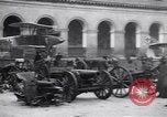 Image Première Guerre Mondiale équipement allemands capturés Paris France, 1918, de la seconde 53 séquences d'archives historiques vidéo 65675039628