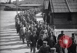 Immagine di Prigionieri di guerra tedeschi Etaples Francia, 1918, secondo 13 filmato di repertorio 65675039637