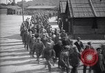 Immagine di Prigionieri di guerra tedeschi Etaples Francia, 1918, secondo 32 filmato di repertorio 65675039637