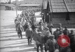 Immagine di Prigionieri di guerra tedeschi Etaples Francia, 1918, secondo 34 filmato di repertorio 65675039637