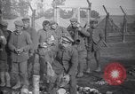 Immagine di Prigionieri di guerra tedeschi Francia, 1918, secondo 41 filmato di repertorio 65675039638