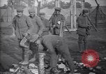 Immagine di Prigionieri di guerra tedeschi Francia, 1918, secondo 47 filmato di repertorio 65675039638
