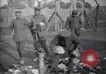 Immagine di Prigionieri di guerra tedeschi Francia, 1918, secondo 49 filmato di repertorio 65675039638