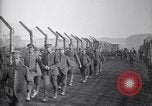 Image des prisonniers de guerre allemands France, 1918, de la seconde 32 séquences d'archives historiques vidéo 65675039639