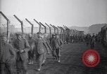 Image des prisonniers de guerre allemands France, 1918, de la seconde 37 séquences d'archives historiques vidéo 65675039639