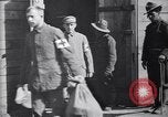Image des prisonniers de guerre allemands France, 1918, de la seconde 42 séquences d'archives historiques vidéo 65675039639