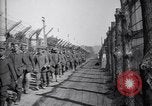 Image des prisonniers de guerre allemands France, 1918, de la seconde 16 séquences d'archives historiques vidéo 65675039640
