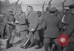 Image des prisonniers de guerre allemands France, 1918, de la seconde 30 séquences d'archives historiques vidéo 65675039640