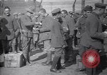 Image des prisonniers de guerre allemands France, 1918, de la seconde 51 séquences d'archives historiques vidéo 65675039640